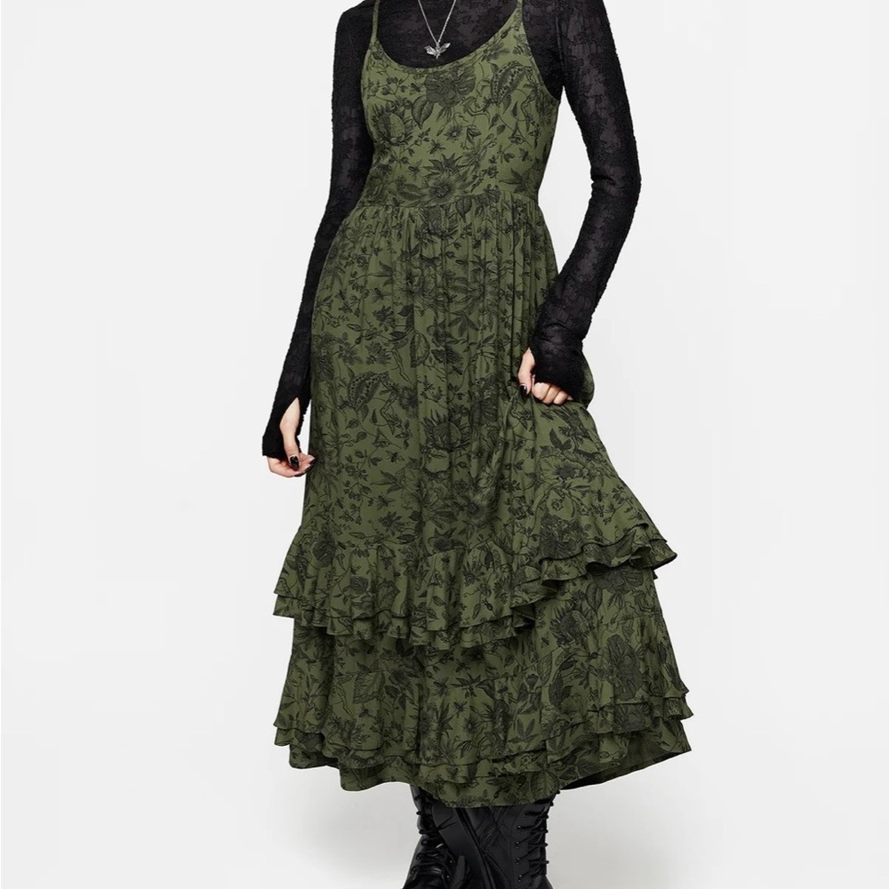 Disturbia Meadow Flowers Floral Print Tiered Midi Dress - Picture 2 of 8